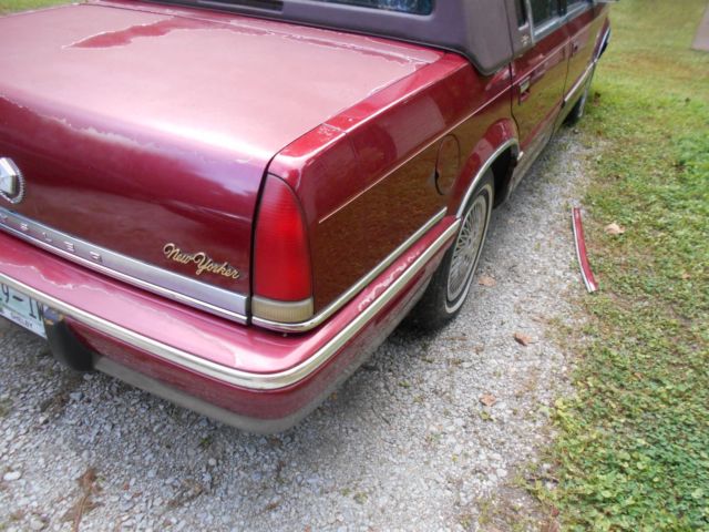1992 Red Chrysler New Yorker Sedan