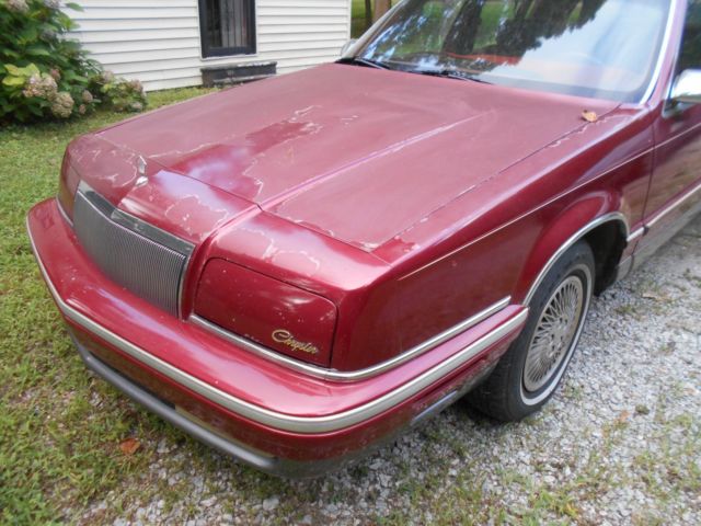 1992 Red Chrysler New Yorker Sedan