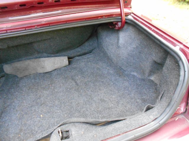 1992 Red Chrysler New Yorker Sedan