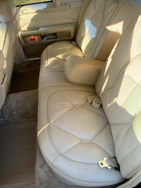 1980 Black Walnut Chrysler New Yorker Sedan