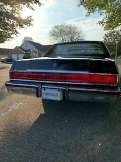 1980 Black Walnut Chrysler New Yorker Sedan