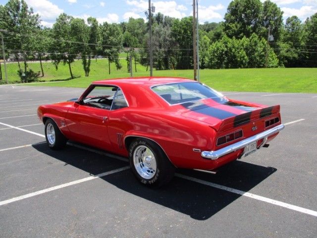 1969 Red Chevrolet Camaro 2dr