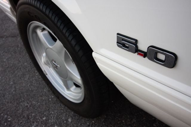 1993 White Ford Mustang Hatchback