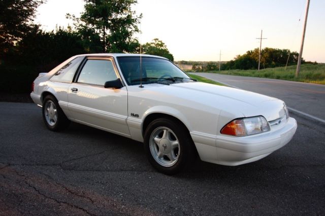 1993 White Ford Mustang Hatchback