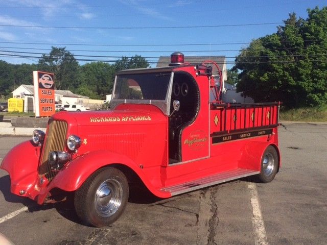 1934 red Dodge fire Truck
