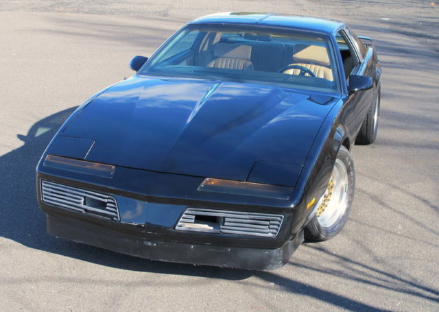 1983 Black Pontiac Trans Am Hatchback