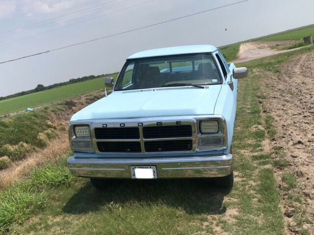 1993 Blue Dodge Ram 2500 Extended Cab Pickup