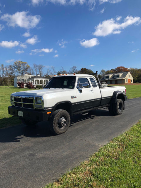 1993 White Dodge W350 Extended Cab Pickup