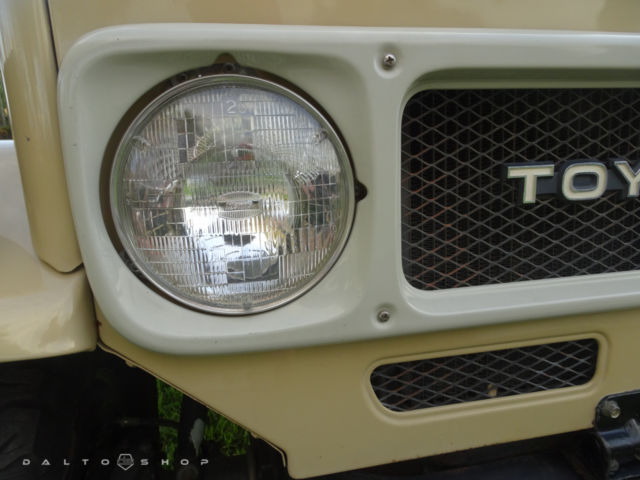 1982 Beige Toyota FJ Cruiser Wagon