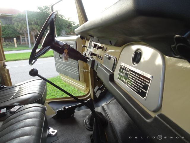 1982 Beige Toyota FJ Cruiser Wagon