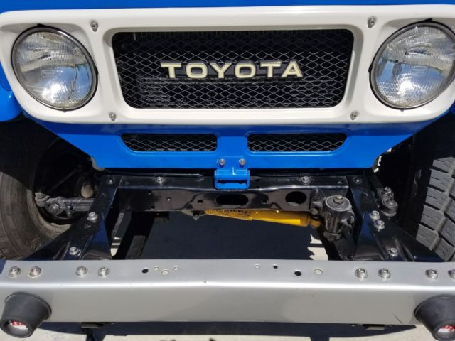 1983 Blue Toyota FJ Cruiser Coupe