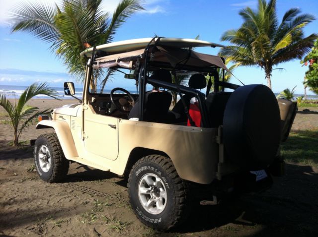 1971 Blue Toyota Land Cruiser SUV
