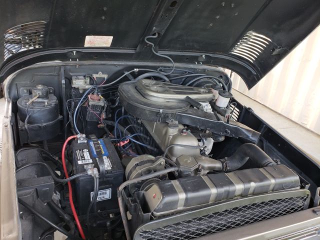 1976 Gray Toyota FJ Cruiser SUV