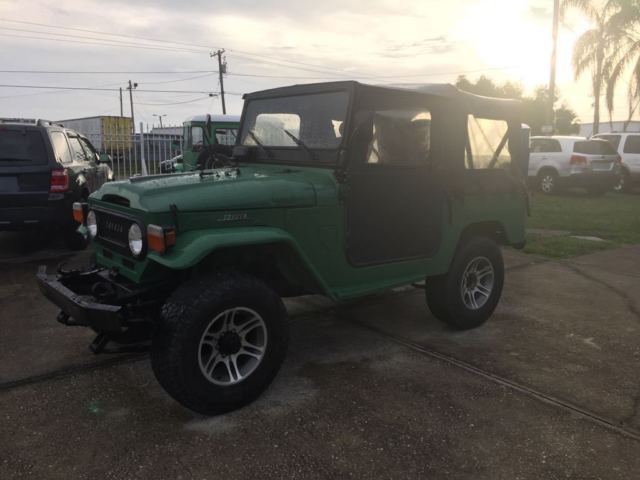 1976 Green Toyota Land Cruiser