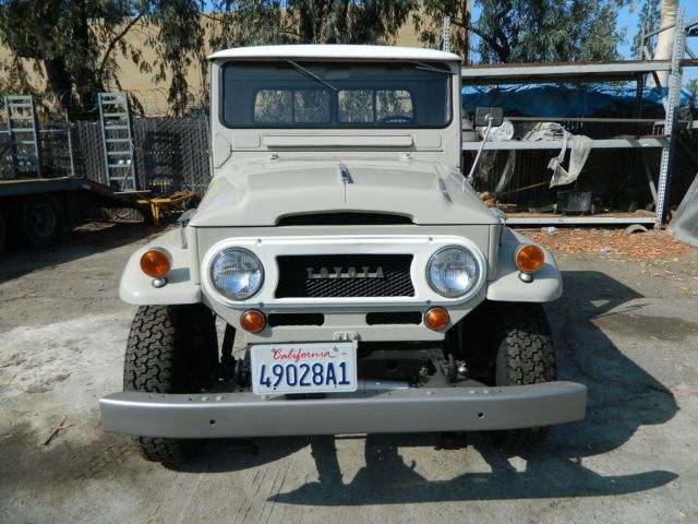 1966 Tan Toyota Land Cruiser Crew Cab Pickup