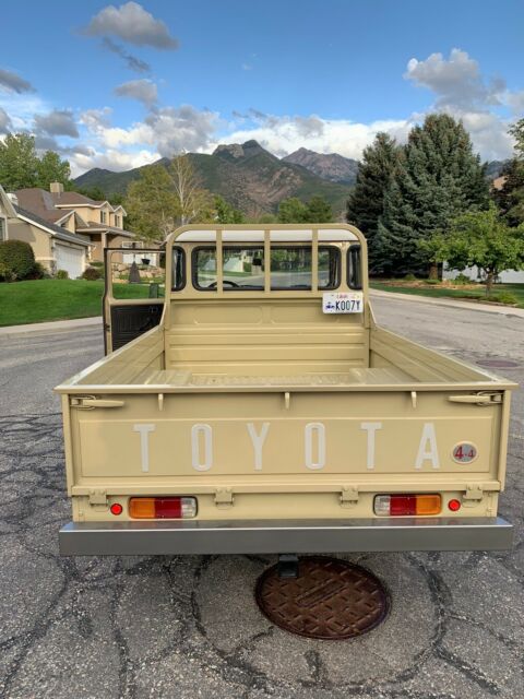 1977 Tan Toyota Land Cruiser Hatchback
