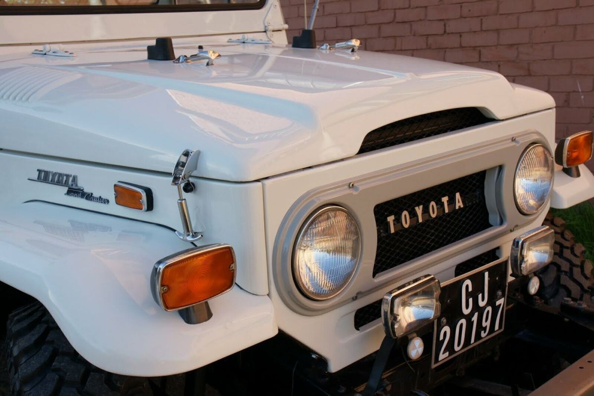 1972 White Toyota Land Cruiser Cab & Chassis