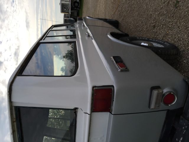 1976 WHITE/SILVER Toyota Land Cruiser 4 DOOR