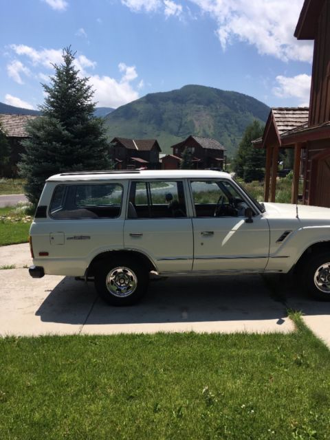 1984 White Toyota Land Cruiser SUV
