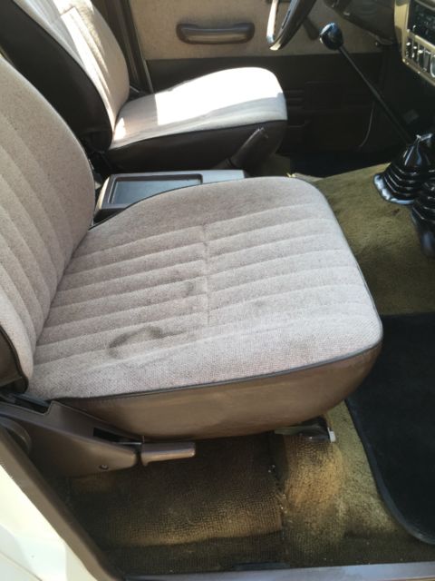 1984 White Toyota Land Cruiser SUV