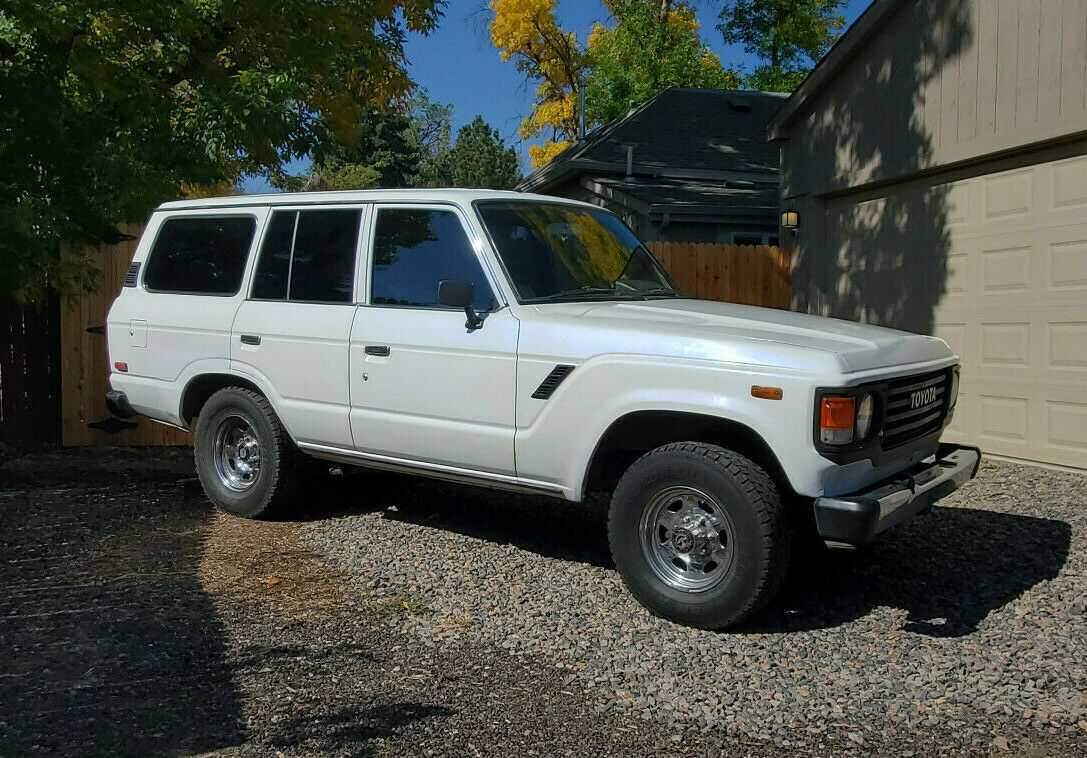 1983 White Toyota Land Cruiser SUV