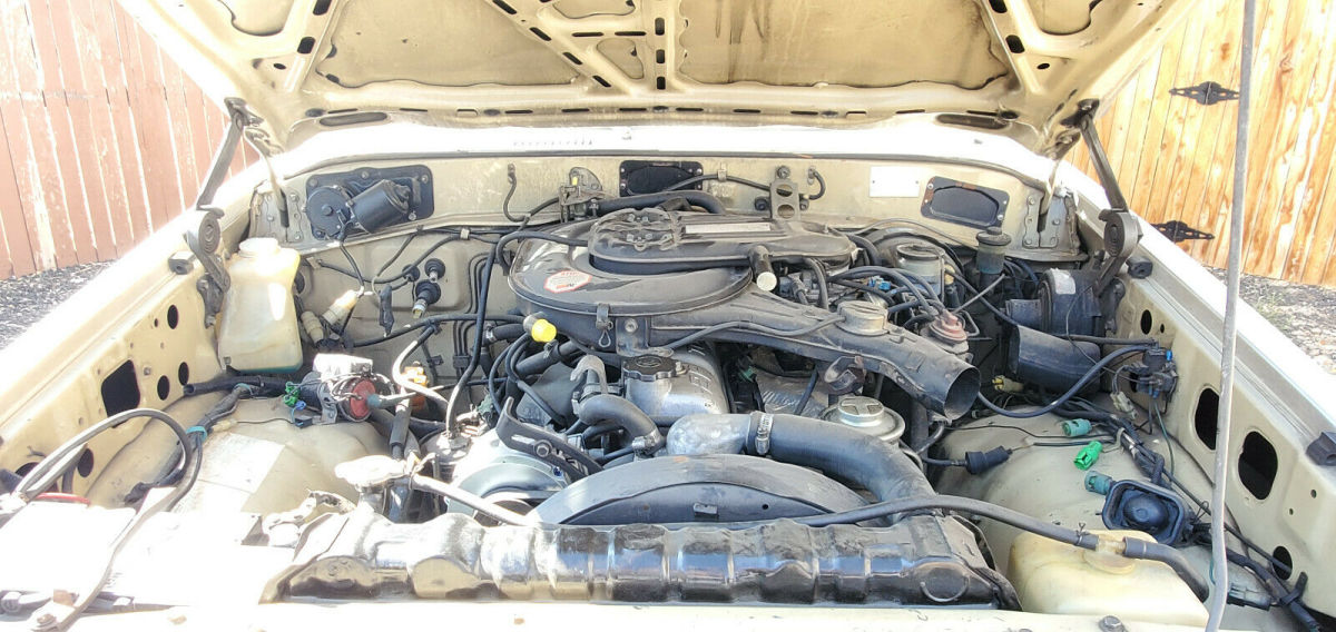 1983 White Toyota Land Cruiser SUV