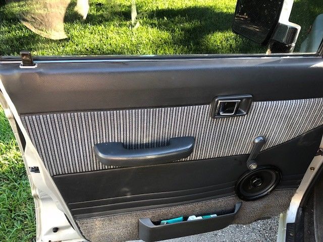 1985 Gray Toyota Land Cruiser