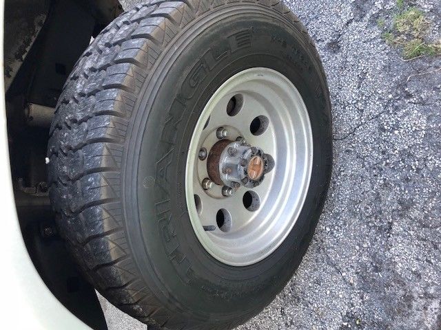 1985 Gray Toyota Land Cruiser