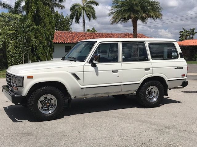 1988 White Toyota Land Cruiser SUV