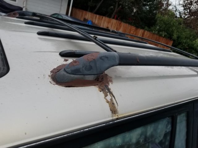 1991 Gold Toyota Land Cruiser SUV