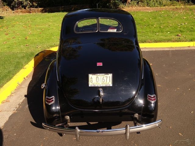1940 Ford 2 Door Deluxe Business Coupe Coupe