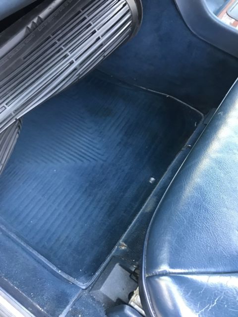 1991 Blue Mercedes-Benz 300-Series