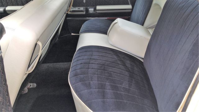 1964 White Cadillac Series 62 Sedan