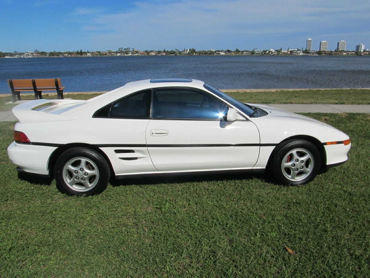 1991 Toyota MR2