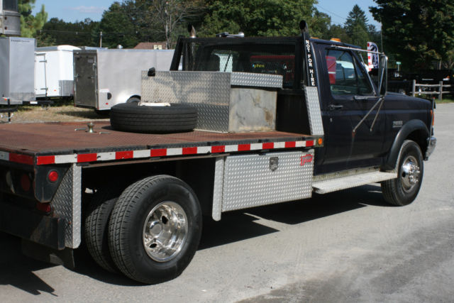 1990 black Ford F-350 Cab & Chassis