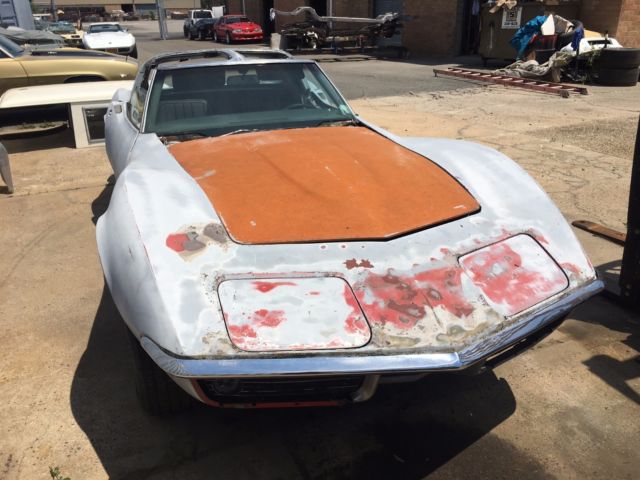 1968 Bare Fiberglass, some primer Chevrolet Corvette Coupe