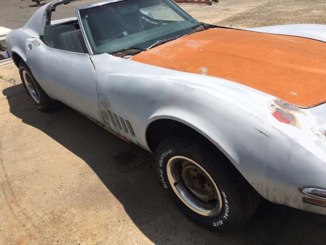 1968 Bare Fiberglass, some primer Chevrolet Corvette Coupe
