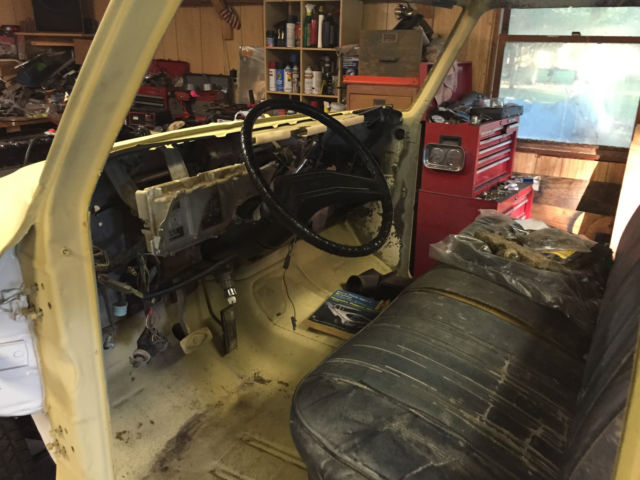 1979 Ford F-150 Standard Cab Pickup