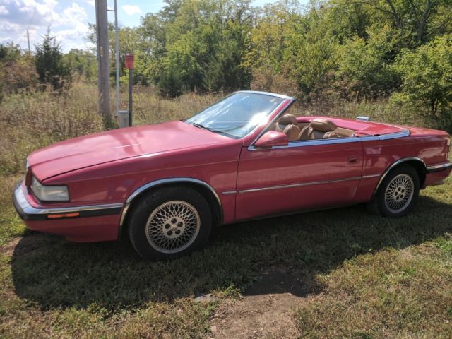 1990 Red Chrysler TC Maserati Convertible