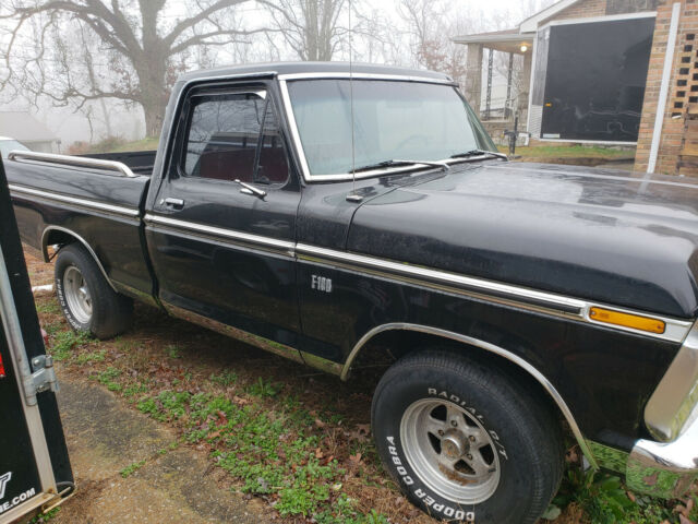 1976 Black Ford F-100 Standard Cab Pickup