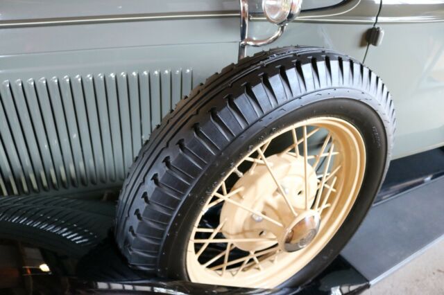 1931 Chicle Drab & Copra Drab & Tacoma Cream Wheels & Pin Stripping Ford Model A Tudor Sedan De Luxe