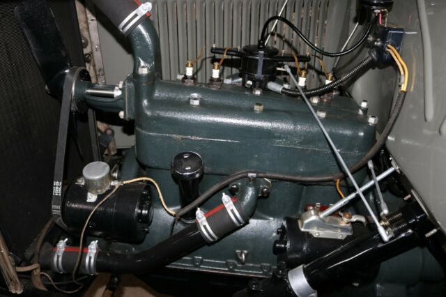 1931 Chicle Drab & Copra Drab & Tacoma Cream Wheels & Pin Stripping Ford Model A Tudor Sedan De Luxe