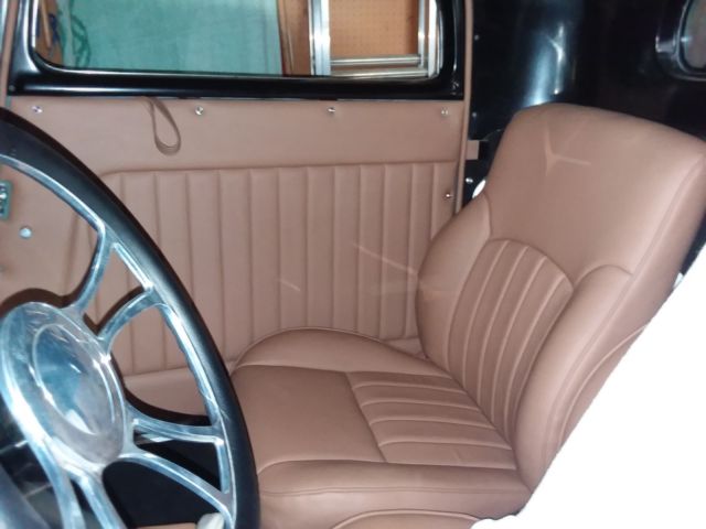 1932 Green Ford Model 18 Coupe 3 Window