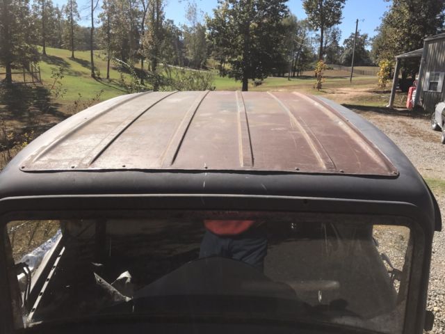 1932 Black Ford Model B Sedan