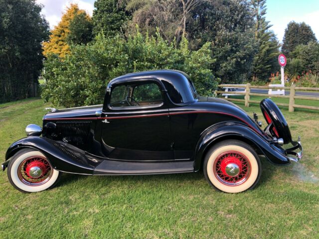 1933 Black Ford Coupe Coupe