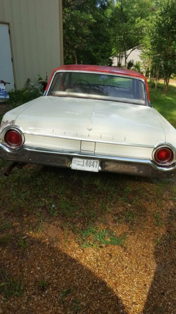 1962 Red andWhite Ford Galaxie 4 door
