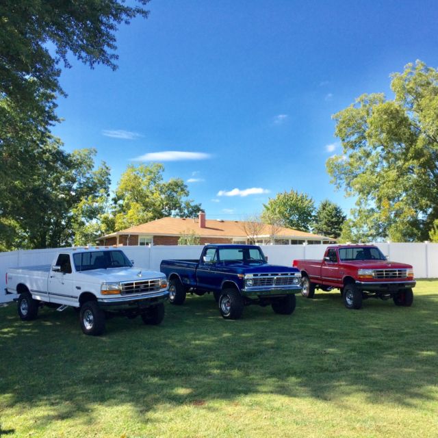 1973 Blue Ford 3/4 Ton Pickup Cab & Chassis