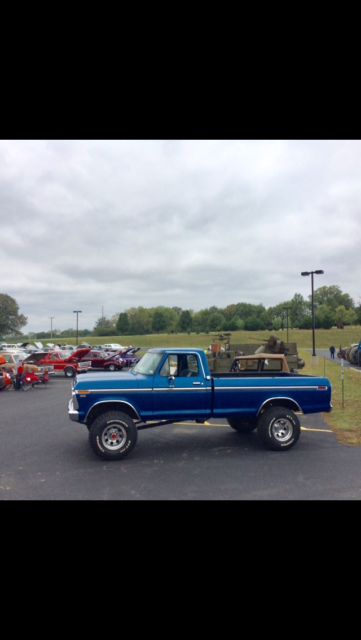 1973 Blue Ford 3/4 Ton Pickup Cab & Chassis