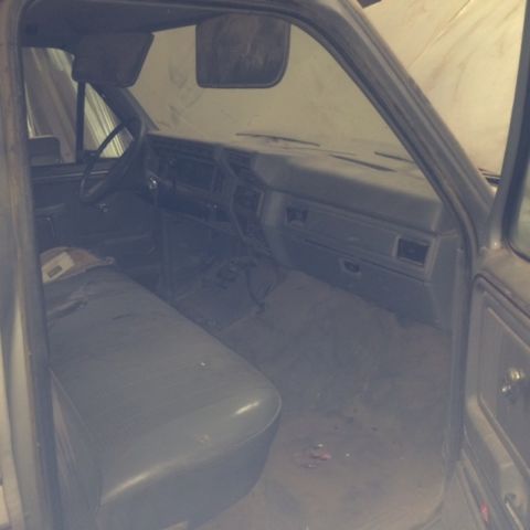 1986 Silver Ford F-250