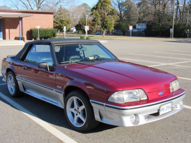 1990 Ford Mustang Convertible